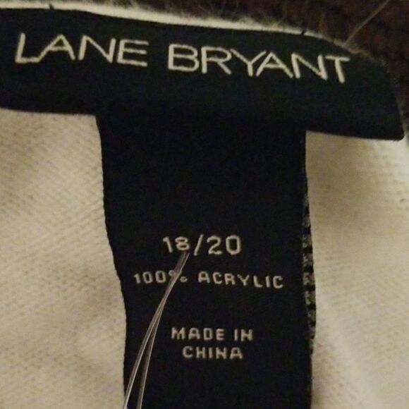 Lane Bryant cream bell sleeve blouse - Picture 6 of 6